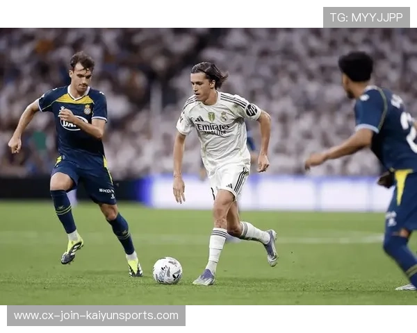 曼联紧盯皇马新星，未来巨头的潜力之争